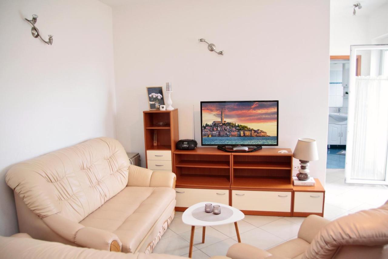 Apartment Matika, Terrace Apartment 10 Minutes Walk From Center Rovinj Extérieur photo
